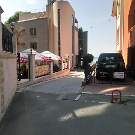 Ξενοδοχείο Prado