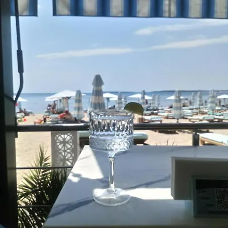 Prado Ξενοδοχείο 3*